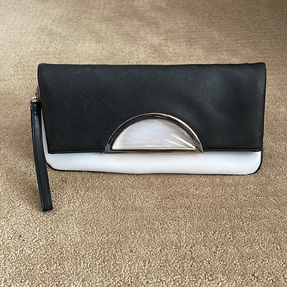 NWT White House Black Market Clutch